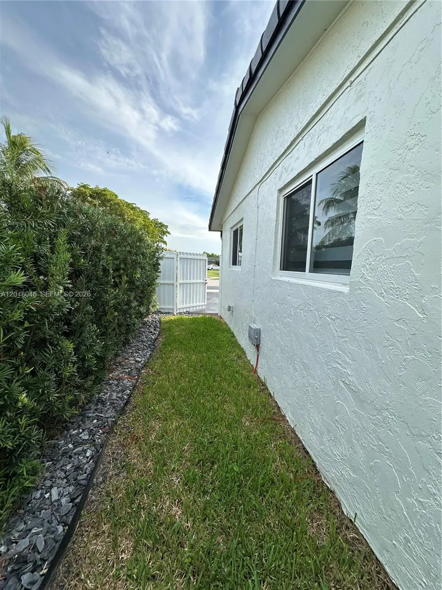 10790 SW 66th Dr #0 Miami, FL 33173