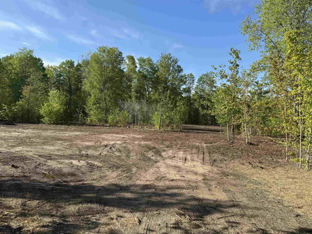 1060 E Solaris Way Kasson Township, MI 49664