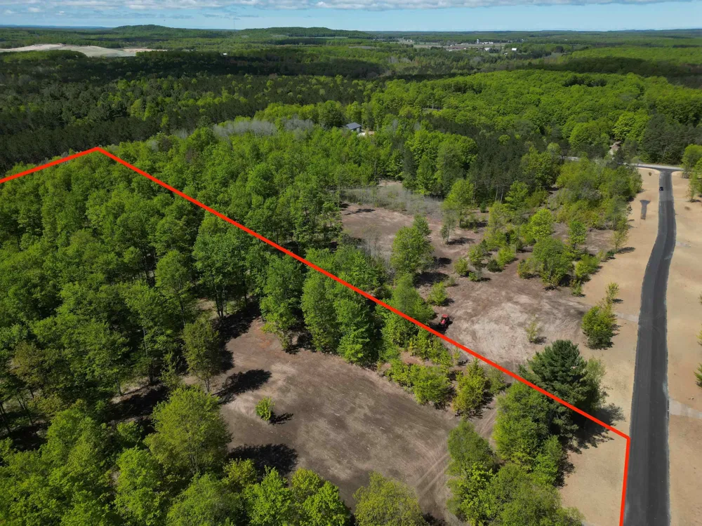 1128 E Solaris Way Kasson Township, MI 49664