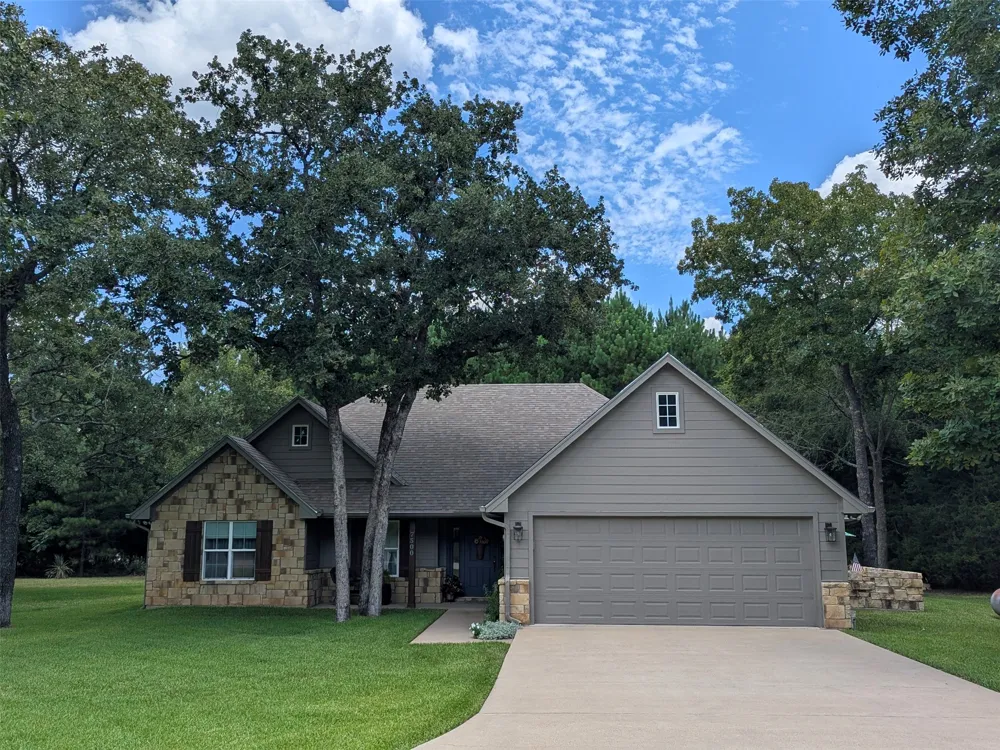 7500 Charlya Drive Athens, TX 75752