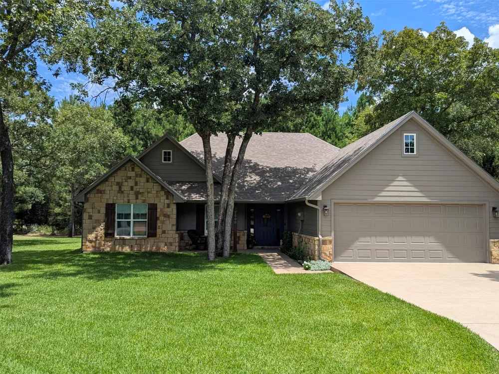 7500 Charlya Drive Athens, TX 75752