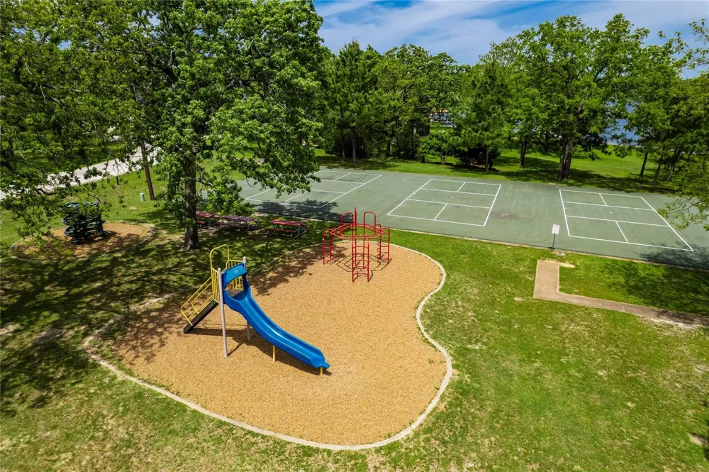 7500 Charlya Drive Athens, TX 75752