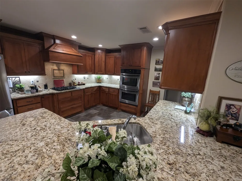 7500 Charlya Drive Athens, TX 75752
