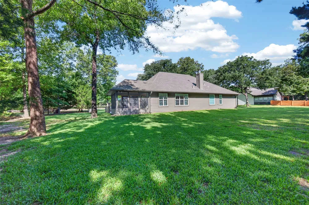 7500 Charlya Drive Athens, TX 75752
