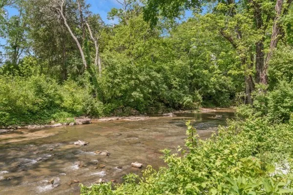 223 Holywell Dr Gallatin, TN 37066