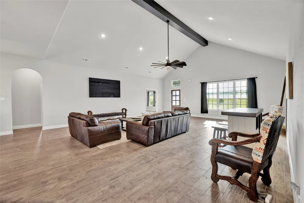 1040 Cloudy Court Weatherford, TX 76085