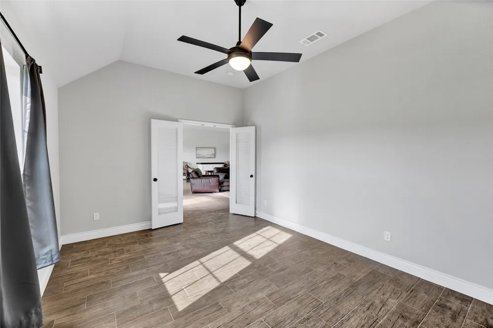 1040 Cloudy Court Weatherford, TX 76085