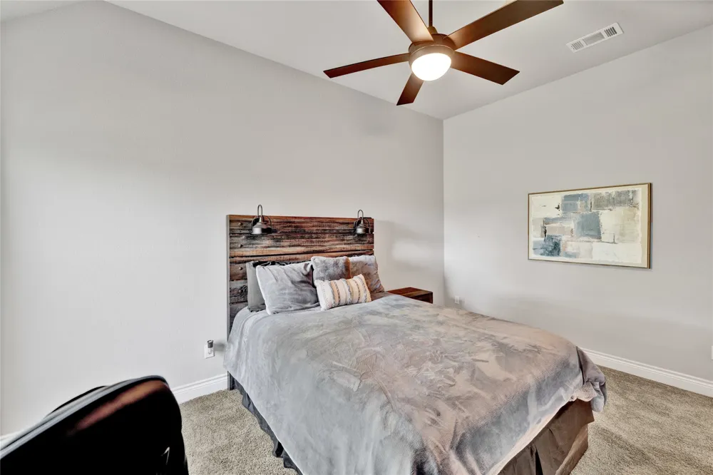 1040 Cloudy Court Weatherford, TX 76085