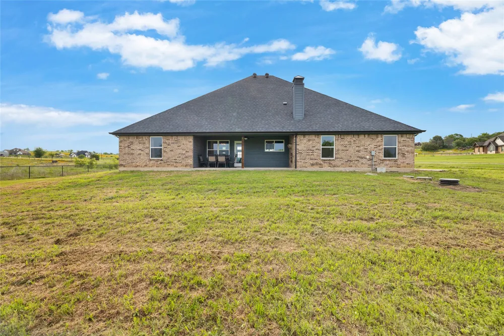 1040 Cloudy Court Weatherford, TX 76085