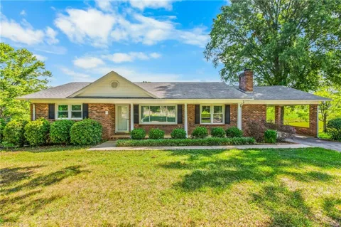 3323 Rockford Road