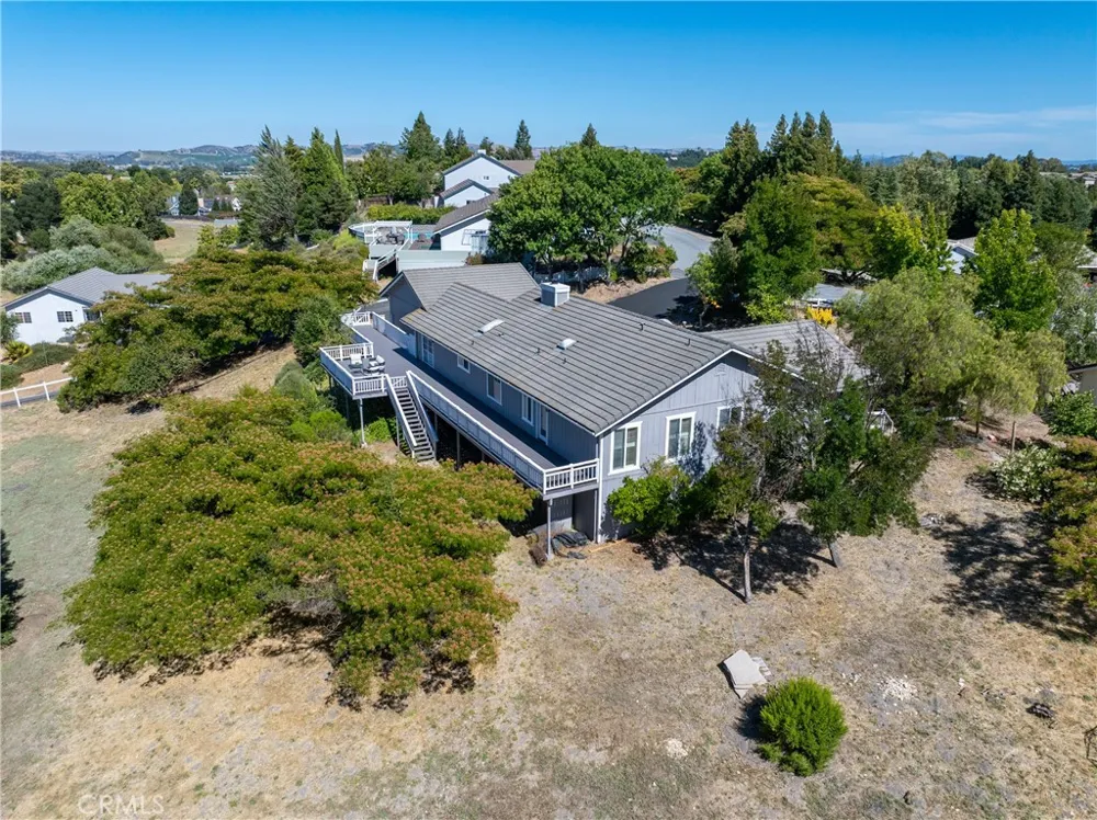 164 Helgren Court Templeton, CA 93465