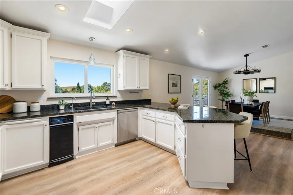 164 Helgren Court Templeton, CA 93465