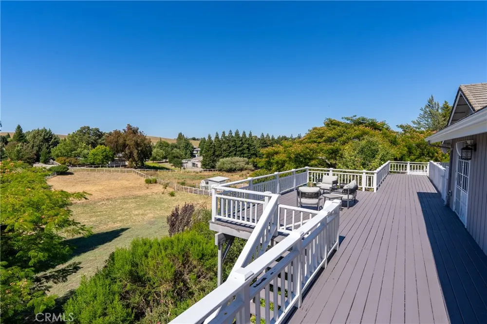 164 Helgren Court Templeton, CA 93465