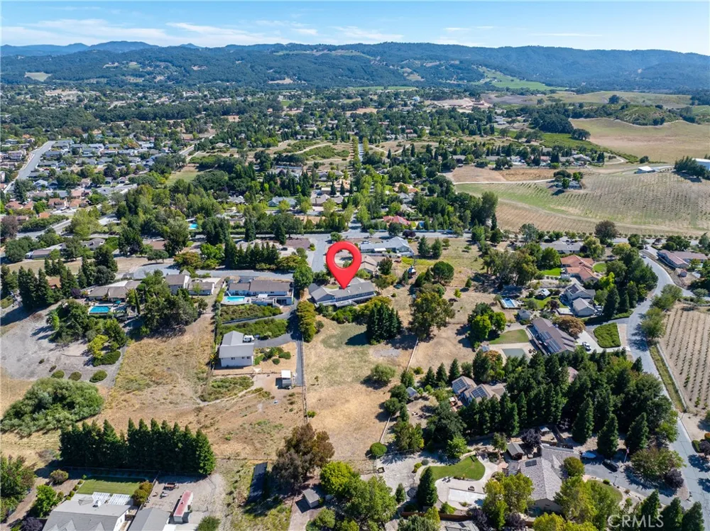 164 Helgren Court Templeton, CA 93465