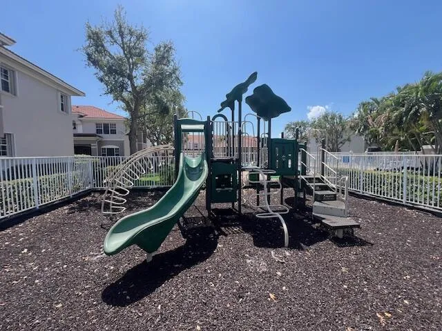 30 Beechdale Lane Boynton Beach, FL 33426