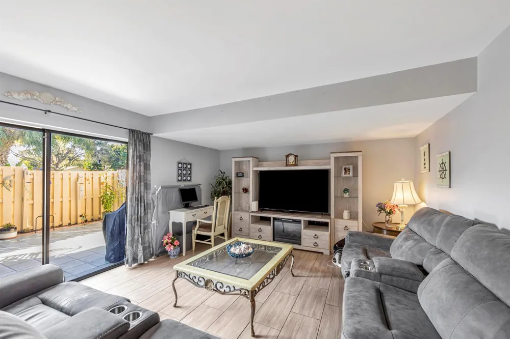 825 NW 30th Avenue #A Delray Beach, FL 33445
