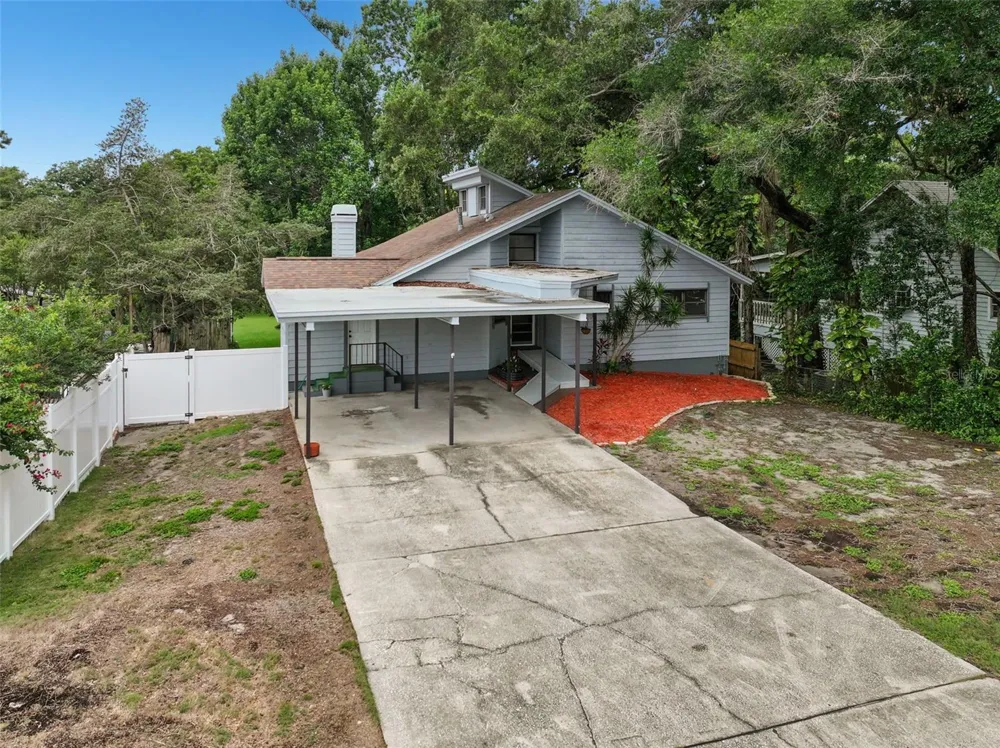 210 EDGEWOOD AVENUE Clearwater, FL 33755