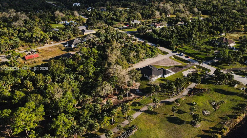 2565 28th Ave Se Naples, FL 34117