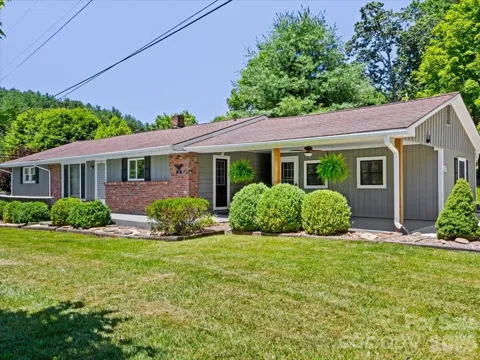 39 Hawthorne Lane
