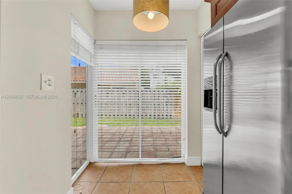 4916 SW 154th Ave Miami, FL 33185