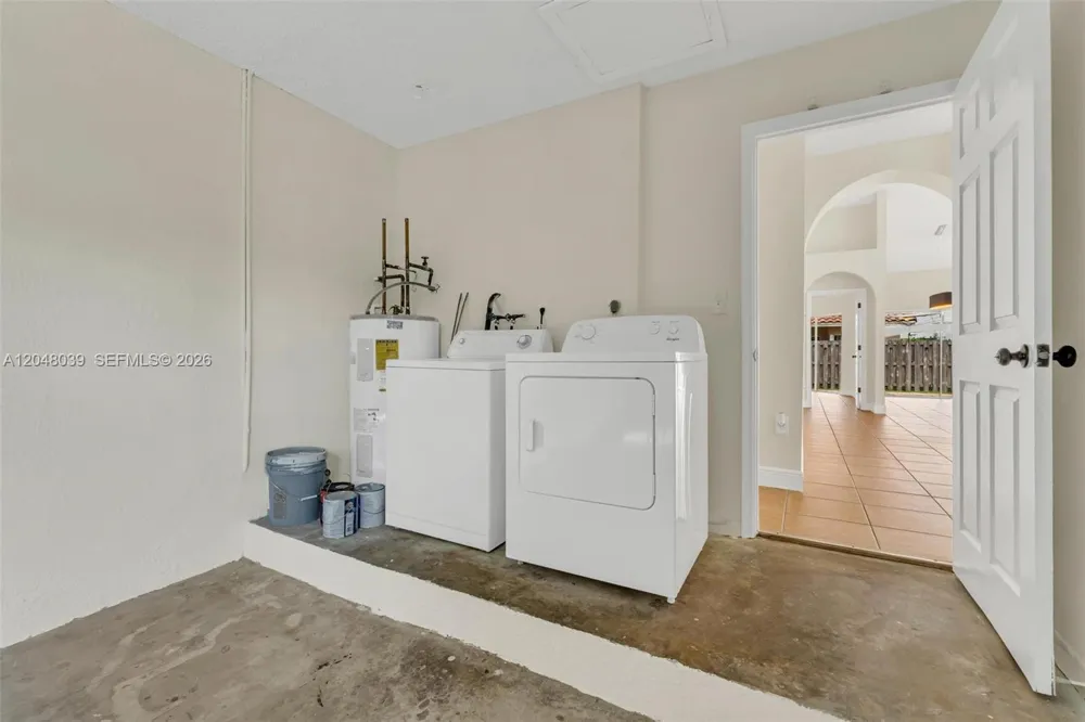 4916 SW 154th Ave Miami, FL 33185