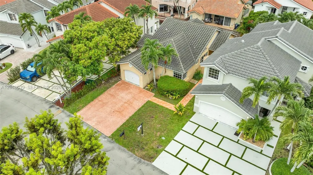 4916 SW 154th Ave Miami, FL 33185