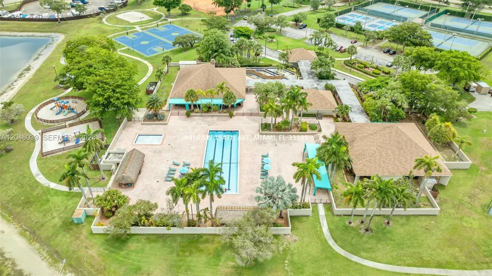 4916 SW 154th Ave Miami, FL 33185