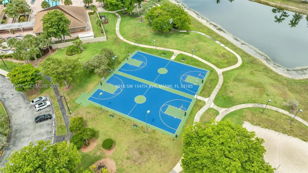 4916 SW 154th Ave Miami, FL 33185