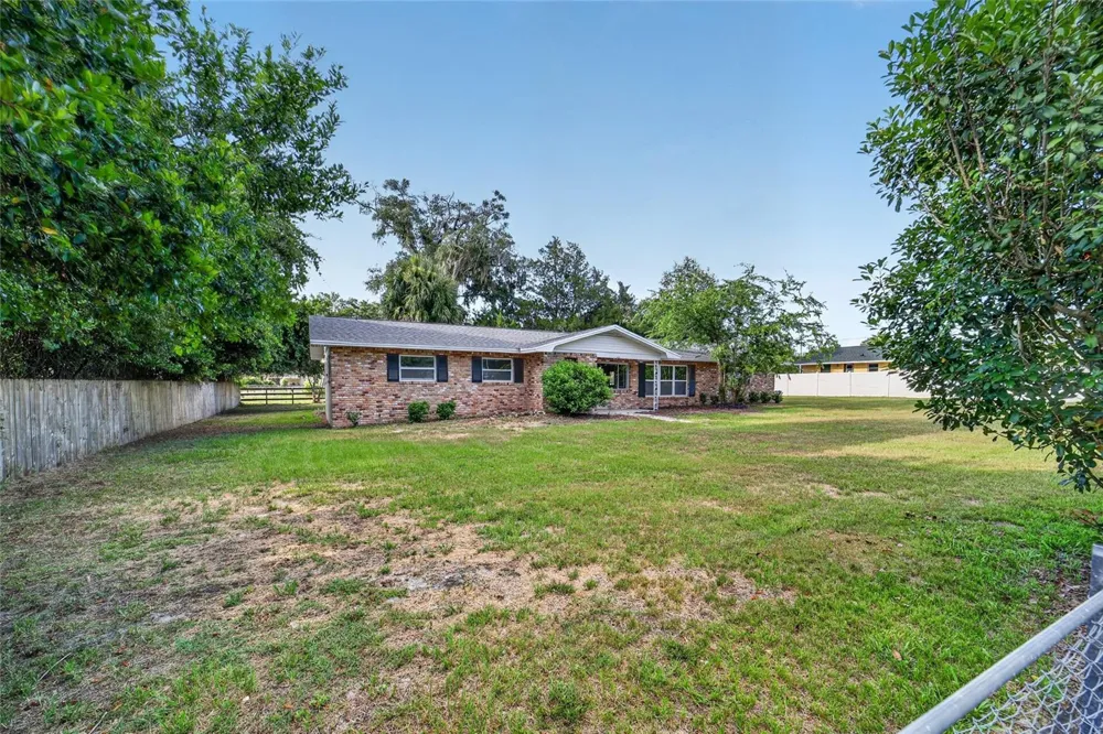 2421 NE 57TH PLACE ocala, FL 34479