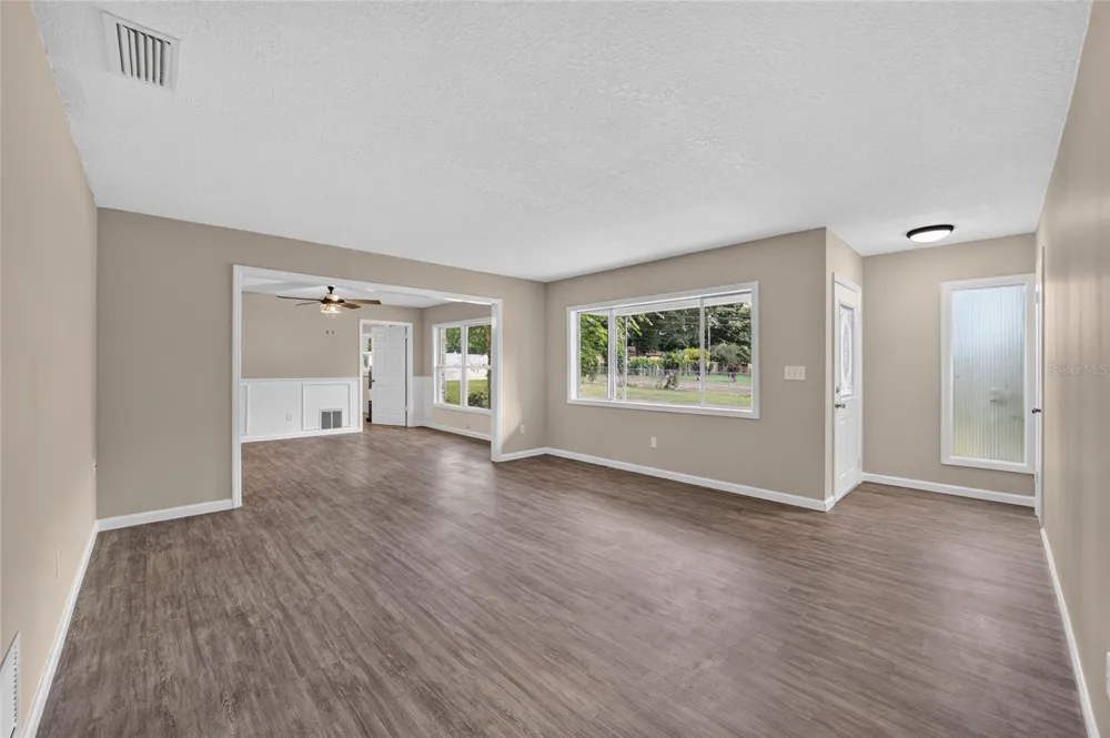 2421 NE 57TH PLACE ocala, FL 34479