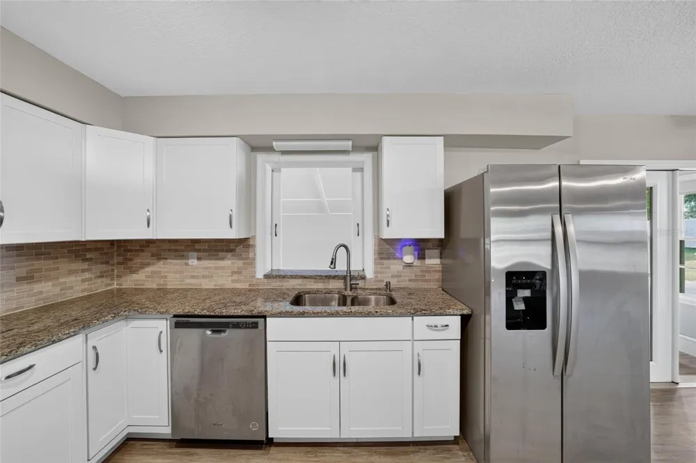 2421 NE 57TH PLACE ocala, FL 34479