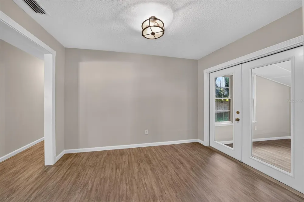 2421 NE 57TH PLACE ocala, FL 34479