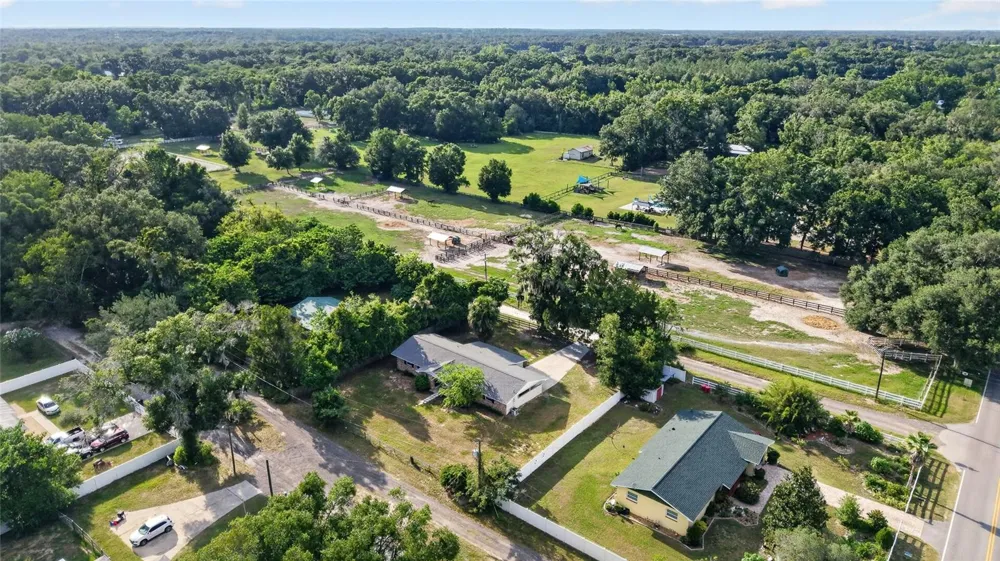 2421 NE 57TH PLACE ocala, FL 34479