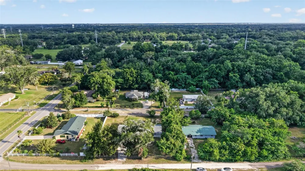 2421 NE 57TH PLACE ocala, FL 34479