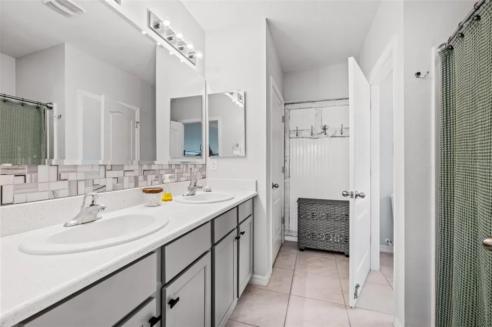 548 ARMOYAN WAY New Smyrna Beach, FL 32168