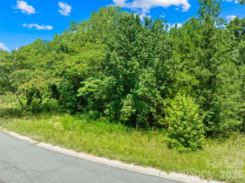 2125 Mt Isle Harbor Drive Charlotte, NC 28214