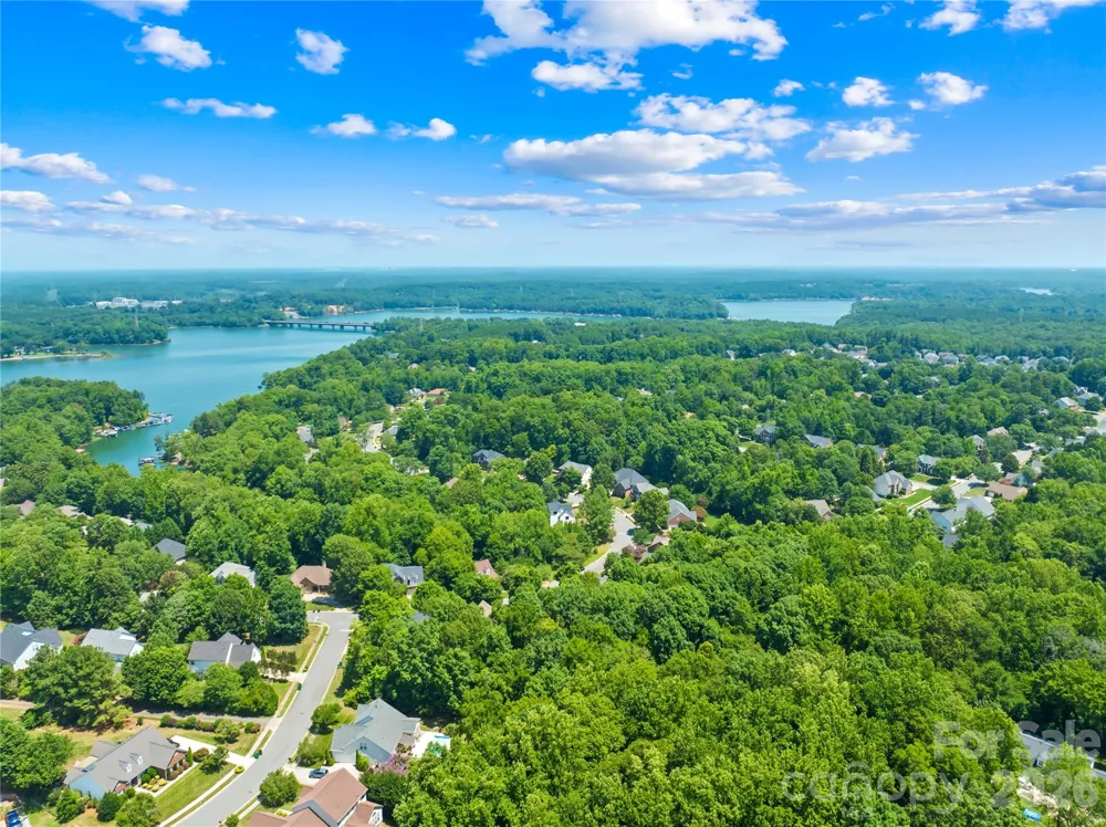 2125 Mt Isle Harbor Drive Charlotte, NC 28214