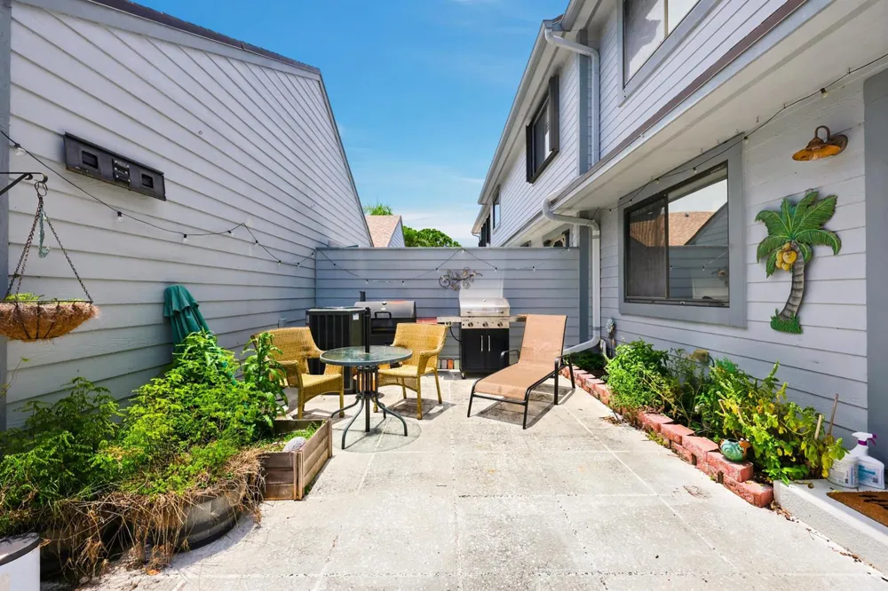 6167 SE Georgetown Place Hobe Sound, FL 33455