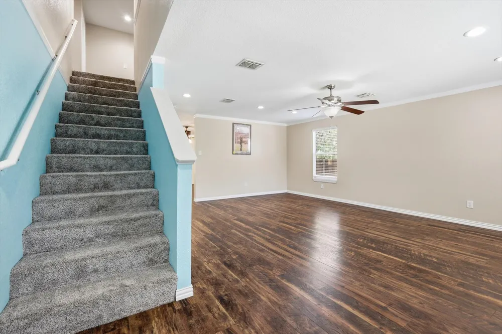 800 Poncho Lane Fort Worth, TX 76052