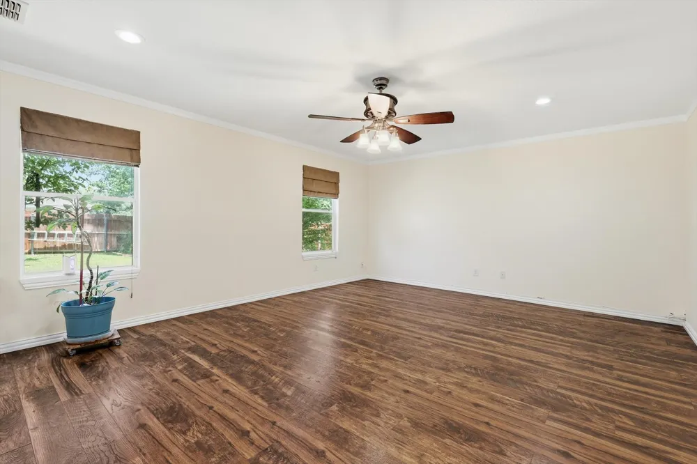 800 Poncho Lane Fort Worth, TX 76052