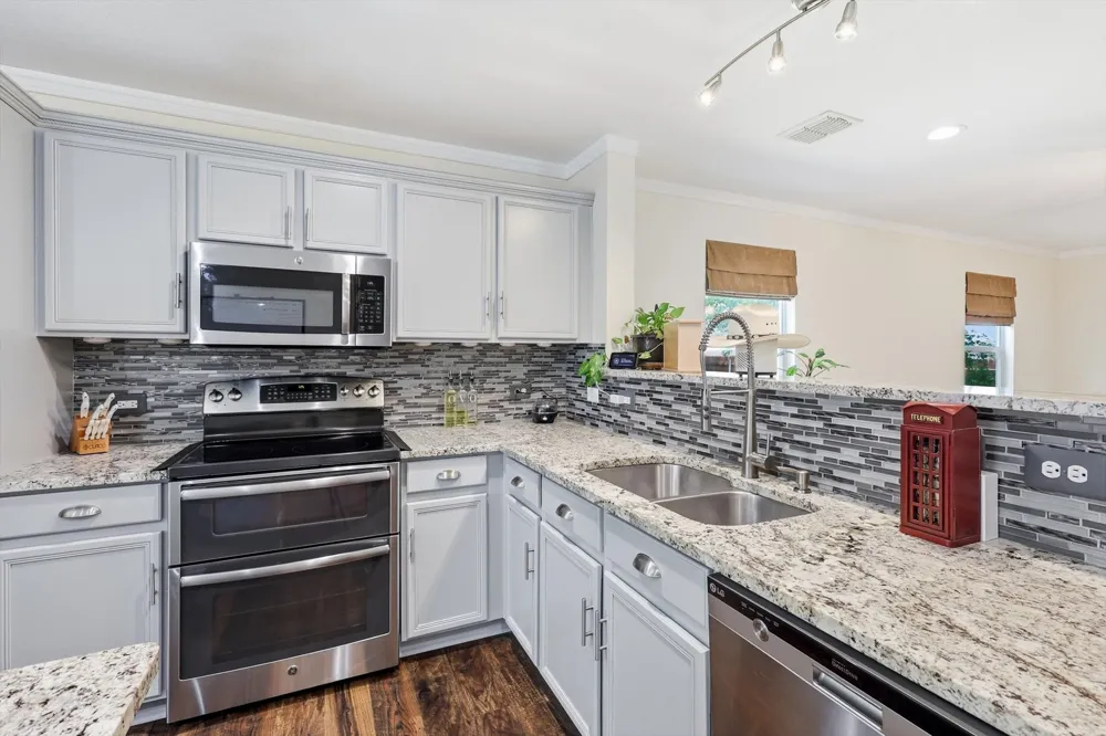 800 Poncho Lane Fort Worth, TX 76052