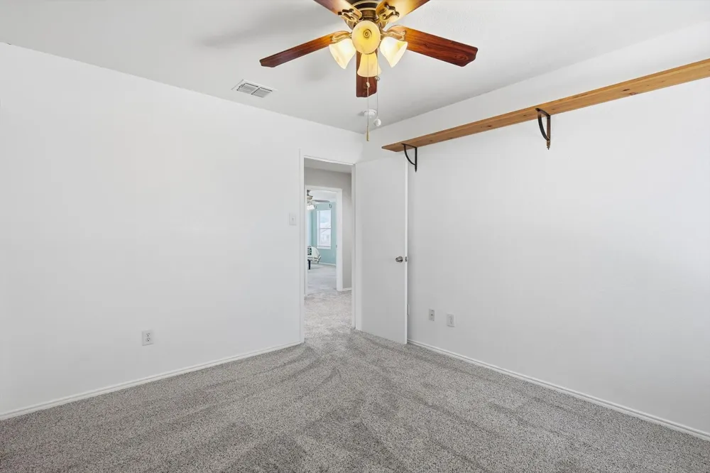 800 Poncho Lane Fort Worth, TX 76052