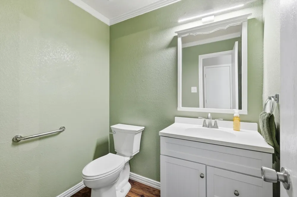 800 Poncho Lane Fort Worth, TX 76052