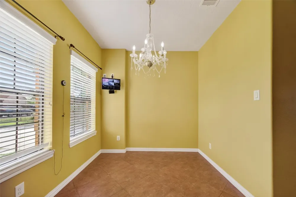 319 Pinedale Ave Arcola, TX 77583
