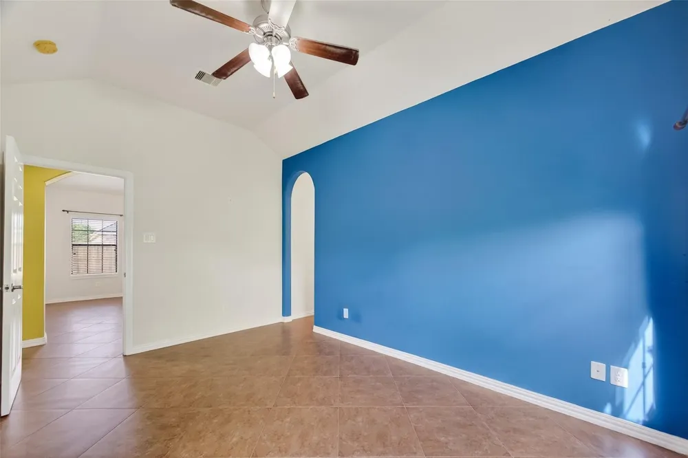 319 Pinedale Ave Arcola, TX 77583