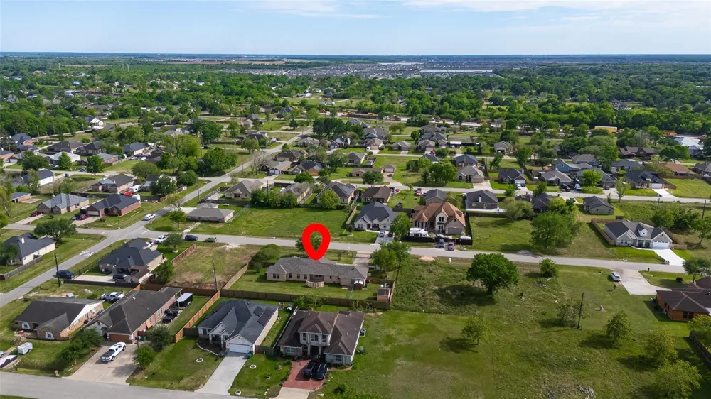 319 Pinedale Ave Arcola, TX 77583