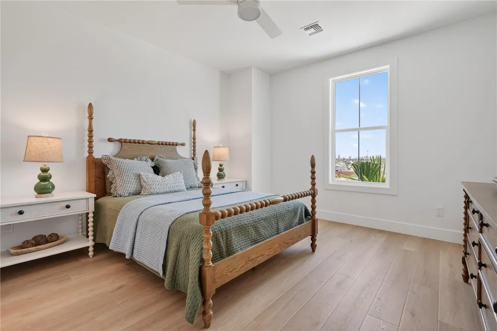 536 Black Marlin Drive Port Aransas, TX 78373