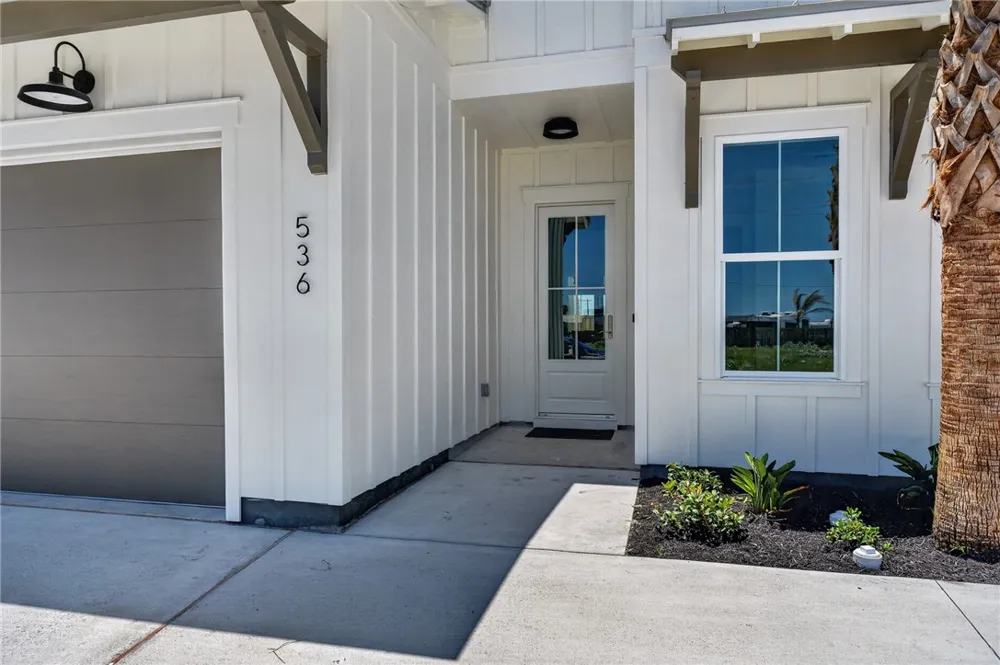 536 Black Marlin Drive Port Aransas, TX 78373