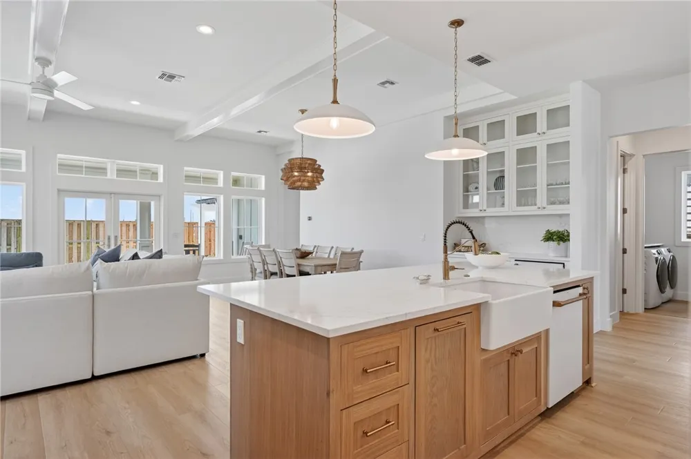 536 Black Marlin Drive Port Aransas, TX 78373