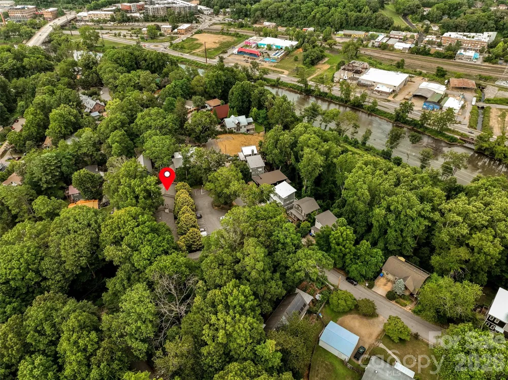 127 Riverview Drive #8 & 8B Asheville, NC 28806